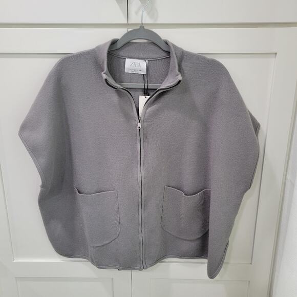 NWT Zara Zip front Poncho Vest Soft Stand Collar Pockets Size 9-10 - Picture 1 of 9